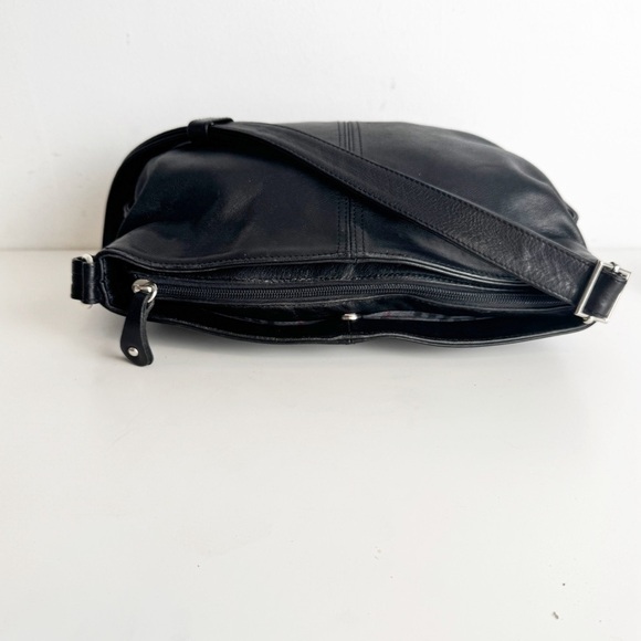 Bruno Rossi Black Leather Shoulder Bag - Picture 6 of 9